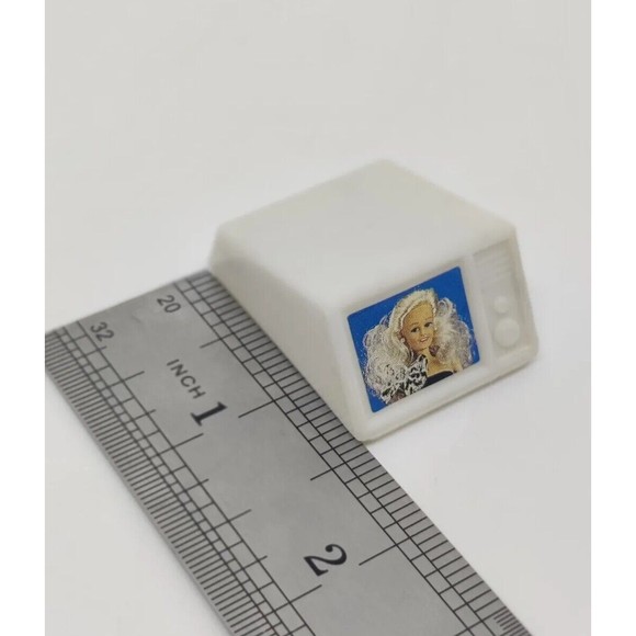 Vintage Barbie 1980s Hasbro Television TV Electronic Toy Accessory Blonde On Set - Picture 3 of 3